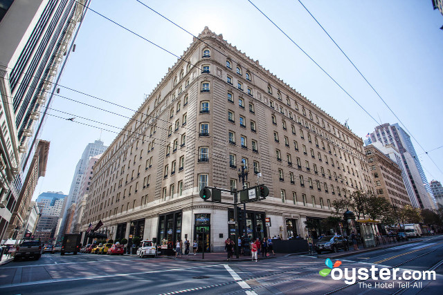 Large building corner street traffic free wallpaper for desktop - medium preview image