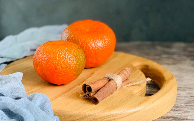 Oranges cinnamon stick blue towel free wallpaper for desktop - medium preview image