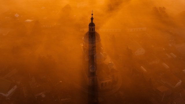 Tower clock fog smog apocalyptic free wallpaper for desktop - medium preview image