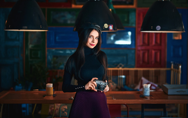 Woman camera room lights table free wallpaper for desktop - medium preview image