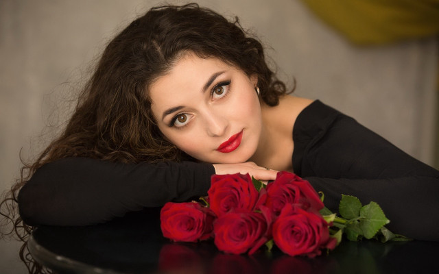 Woman black dress roses portrait free wallpaper for desktop - medium preview image