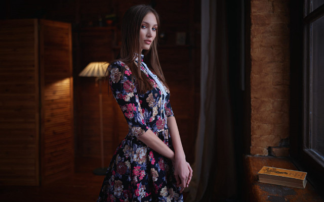 Woman floral dress standing lamp free wallpaper for desktop - medium preview image