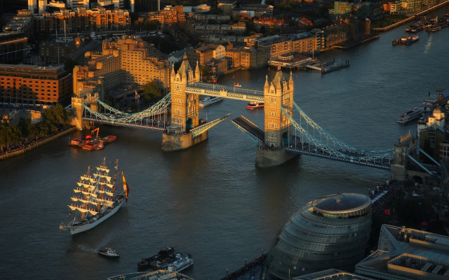 Bridge river city skyscraper tiltshift free wallpaper for desktop - medium preview image