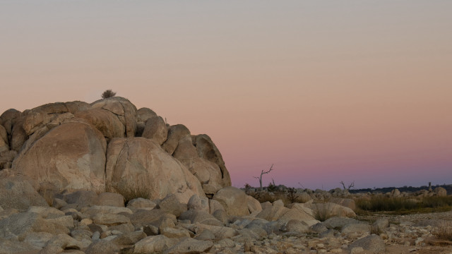 Desert rock formation dusk pink free wallpaper for desktop - medium preview image