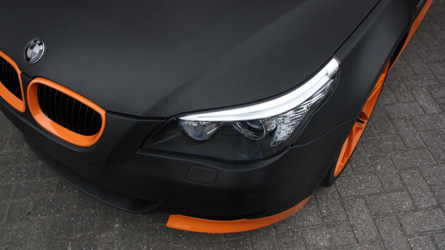 Black orange car 3d render free wallpaper for desktop - medium preview image
