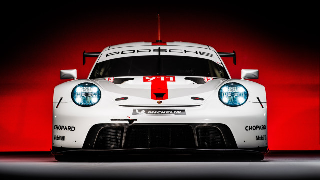 White porsche racing car red free wallpaper for desktop - medium preview image