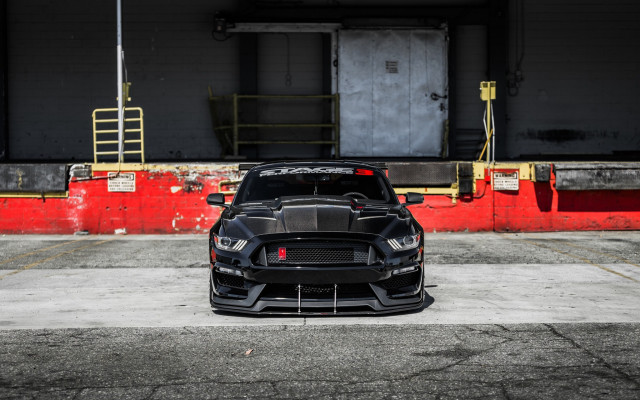 Black car red wall yellow free wallpaper for desktop - medium preview image