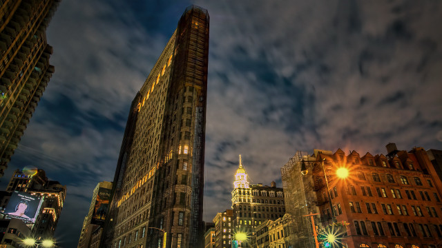 Cityscape tower bridge river night free wallpaper for desktop - medium preview image