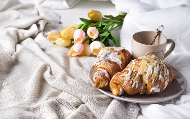 Pastries coffee bed flowers blanket #3 free wallpaper for desktop - medium preview image