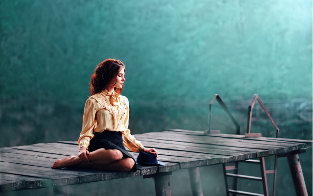 Woman dock hat suitcase cinematic free wallpaper for desktop - medium preview image