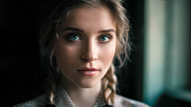 Elina karimova braid serious rounded free wallpaper for desktop - medium preview image