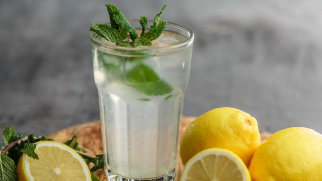Lemonade mint lemons table artist free wallpaper for desktop - medium preview image