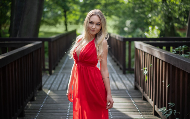 Red dress woman bridge park free wallpaper for desktop - medium preview image
