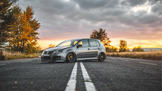 Small car sunset clouds autumn free wallpaper for desktop - medium preview image