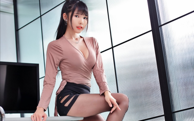 Woman posing computer glass wall free wallpaper for desktop - medium preview image