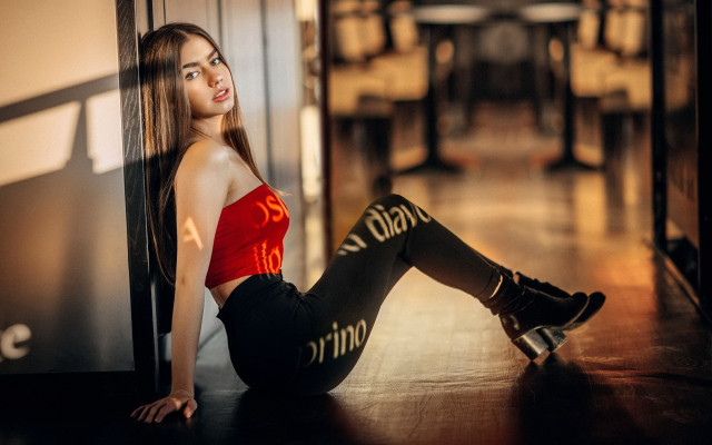 Woman red top black pants free wallpaper for desktop - medium preview image