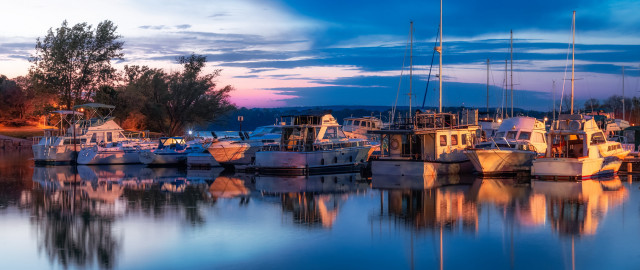 Boats harbor sunset clouds cityscape free wallpaper for desktop - medium preview image