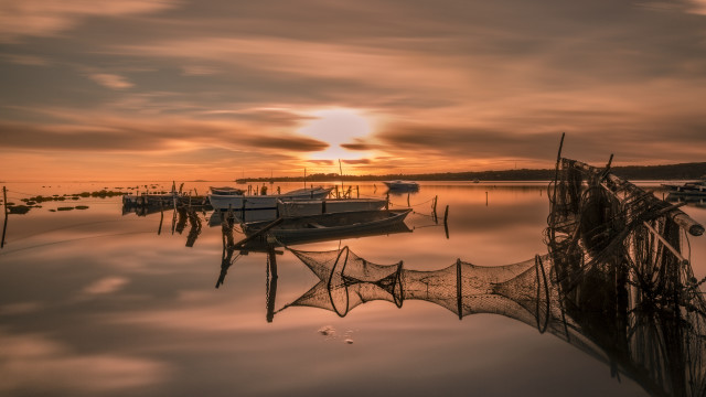 Boats lake cloudy sunset nets free wallpaper for desktop - medium preview image