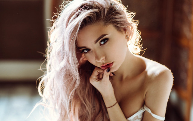 Blonde portrait rococo bare shoulders free wallpaper for desktop - medium preview image