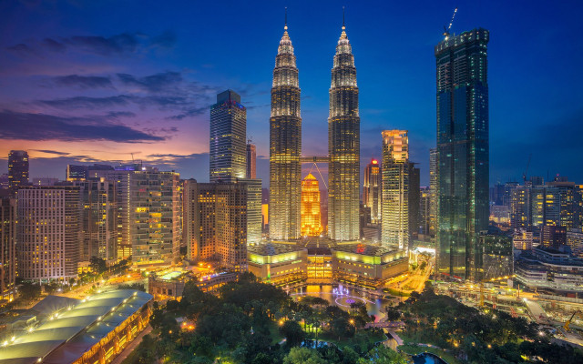 Malaysia skyline night city lights free wallpaper for desktop - medium preview image