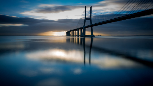 Almada negreiros bridge water sunset #2 free wallpaper for desktop - medium preview image