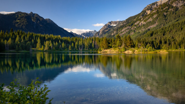 Lake mountains trees blue sky #14 free wallpaper for desktop - medium preview image