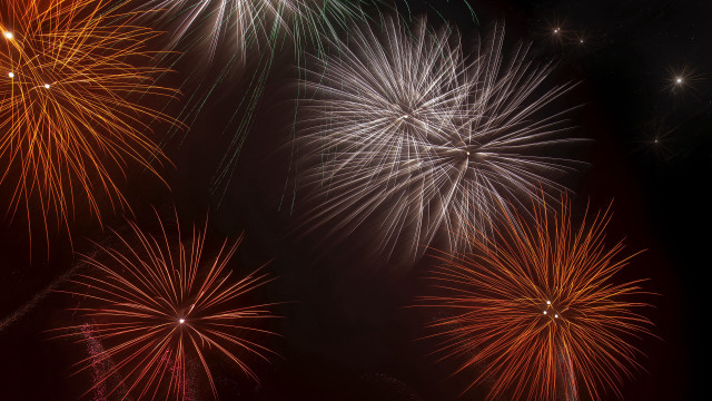 Fireworks night sky kimono ferriswheel free wallpaper for desktop - medium preview image