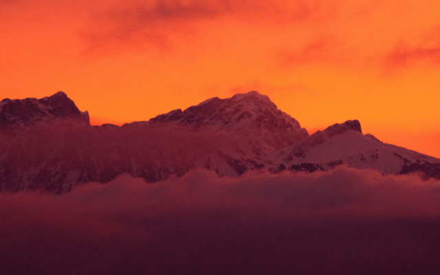 Mountain range red sky clouds #5 free wallpaper for desktop - medium preview image