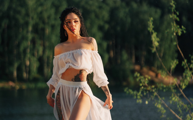 Woman white dress lake forest free wallpaper for desktop - medium preview image