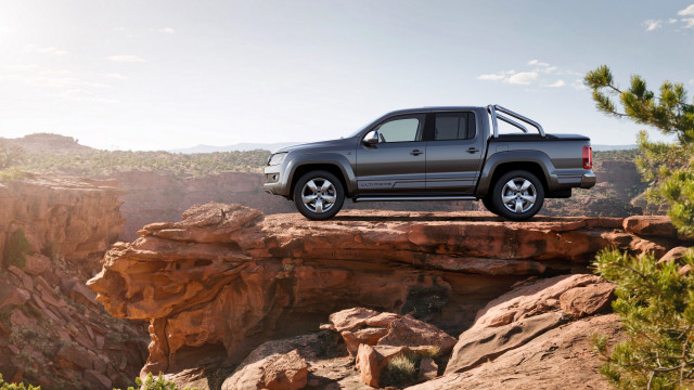 Truck desert cliff mountains trees free wallpaper for desktop - medium preview image