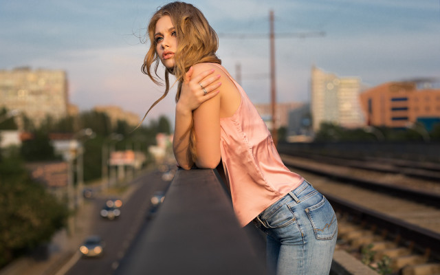Woman city railway bokeh denim free wallpaper for desktop - medium preview image