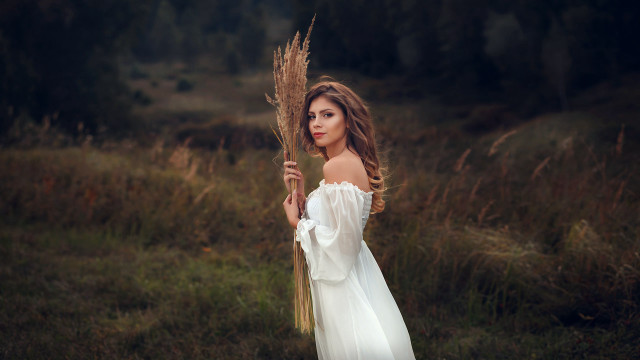 Woman white dress wheat field #2 free wallpaper for desktop - medium preview image