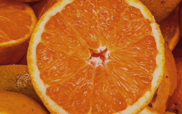 Orange slice tabletop foreground background free wallpaper for desktop - medium preview image