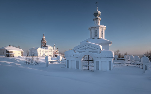 Church snowyfield fence gate winter free wallpaper for desktop - medium preview image
