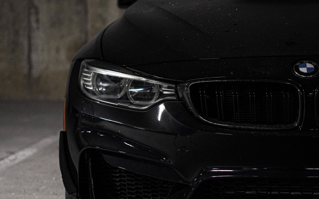 Black bmw hood up night free wallpaper for desktop - medium preview image