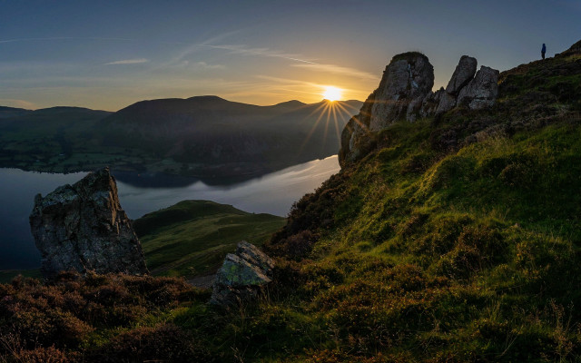 Sunset hill lake mountains crest free wallpaper for desktop - medium preview image