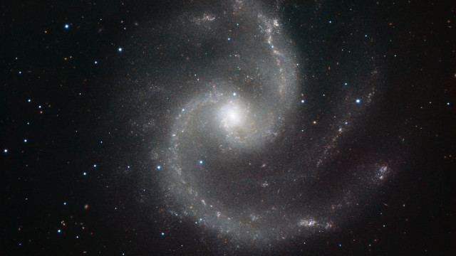 Spiral galaxy dark sky stars free wallpaper for desktop - medium preview image