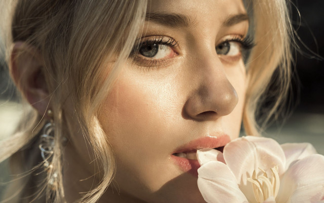 Woman flower portrait emma geary free wallpaper for desktop - medium preview image