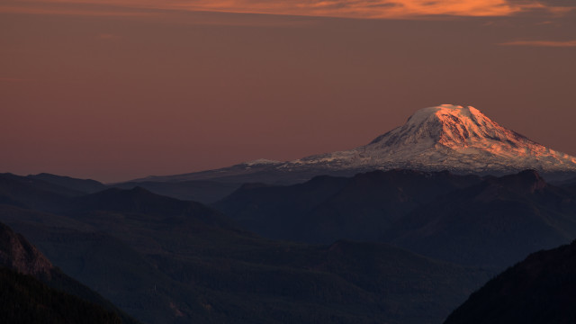Mountain sunset pink sky clouds free wallpaper for desktop - medium preview image