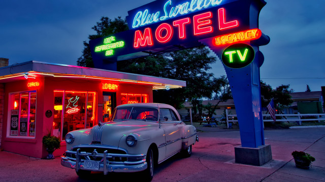 Neon motel car night forest free wallpaper for desktop - medium preview image