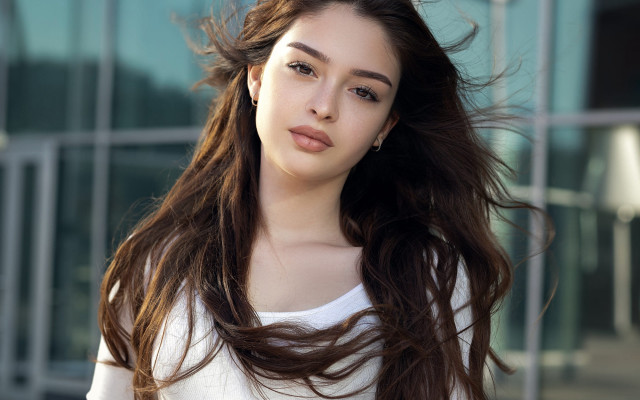 Elina karimova long hair glass free wallpaper for desktop - medium preview image