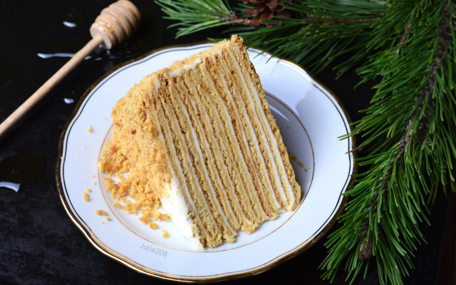 Cake plate fork pine honey free wallpaper for desktop - medium preview image