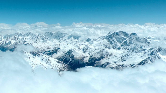 Mountain range plane view clouds free wallpaper for desktop - medium preview image