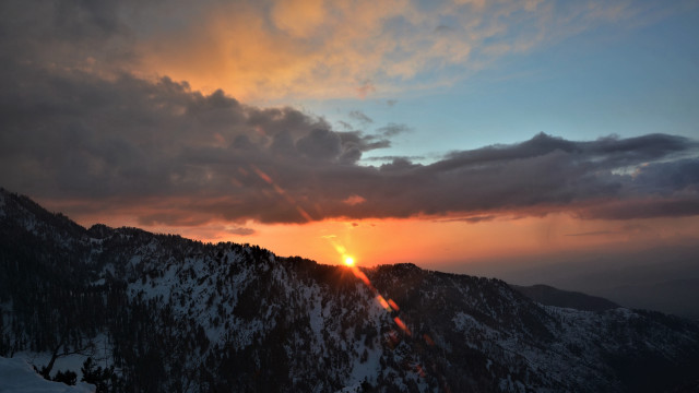 Sunset mountain clouds snow sun free wallpaper for desktop - medium preview image