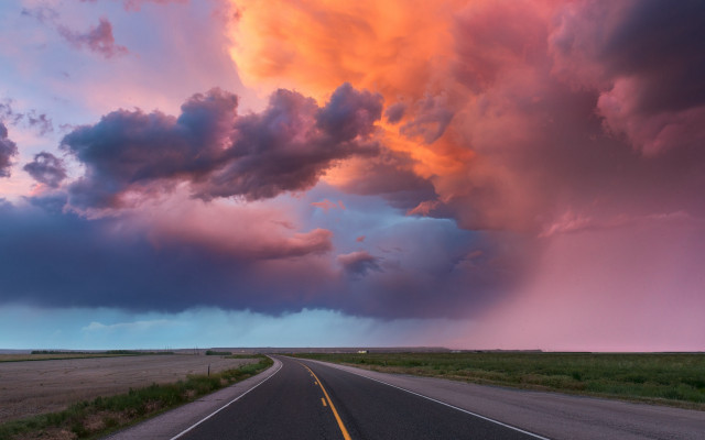 Road clouds yellow line cityscape free wallpaper for desktop - medium preview image