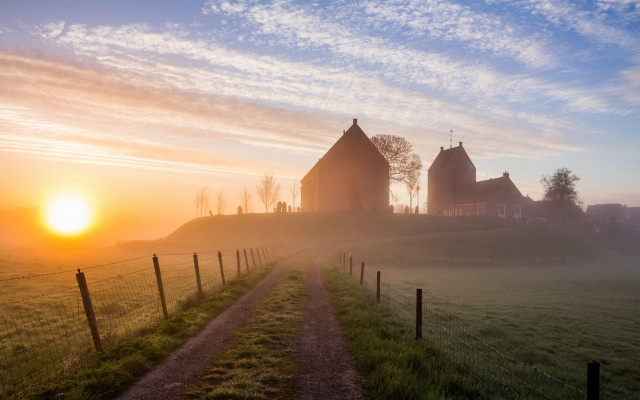 Farmhouse hill fence sunset clouds free wallpaper for desktop - medium preview image