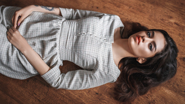 Elina karimova contemporary fashion pre free wallpaper for desktop - medium preview image