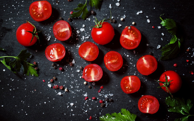 Tomatoes parsley salt pepper knife free wallpaper for desktop - medium preview image