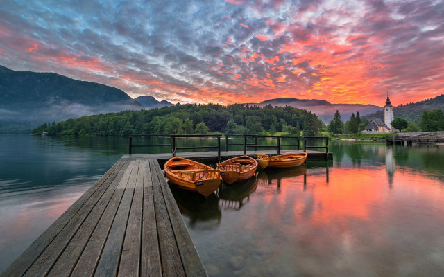 Dusk dawn boat dock mountain free wallpaper for desktop - medium preview image