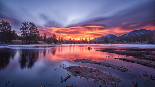 Lake boat sunset clouds trees free wallpaper for desktop - medium preview image